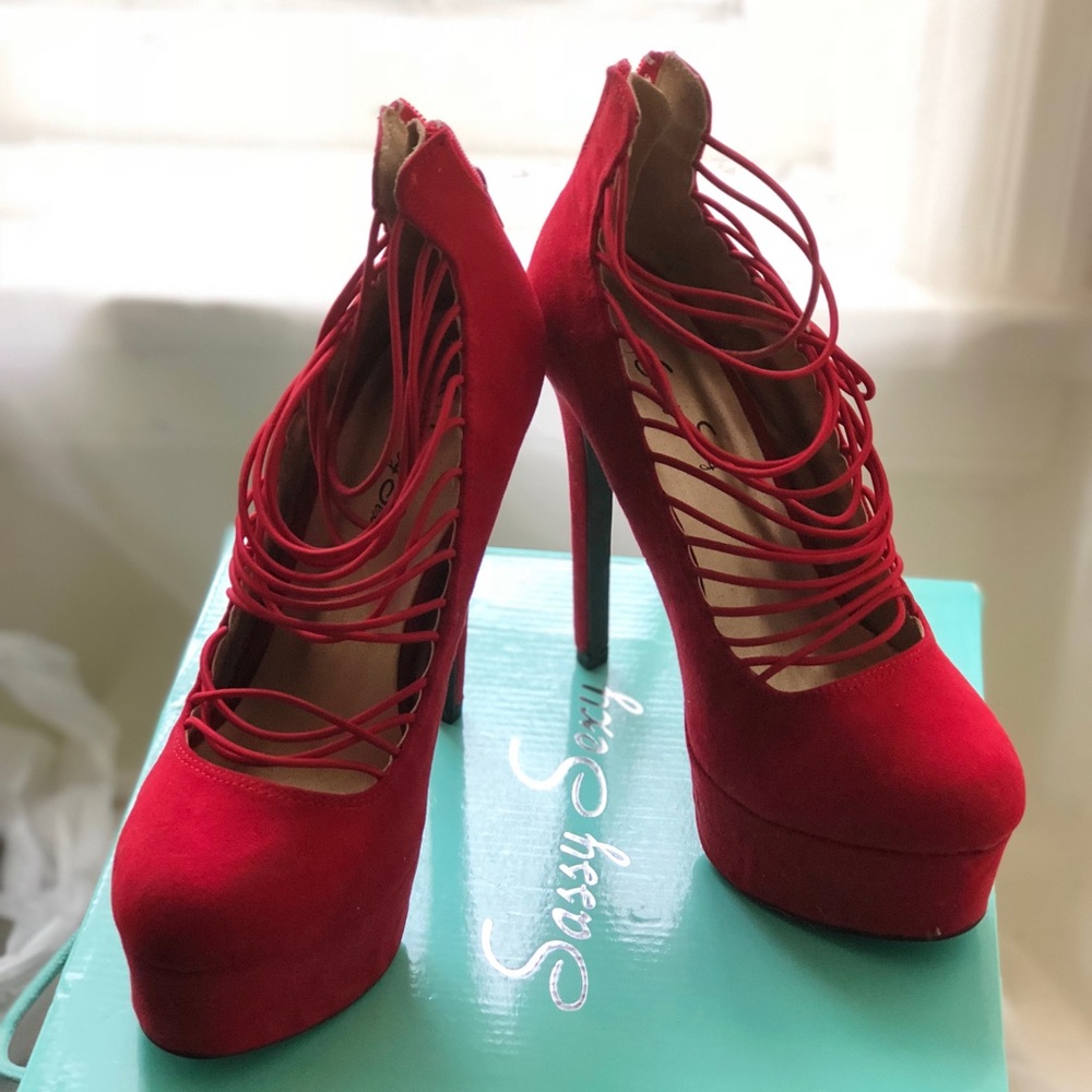Red platform 5in heel